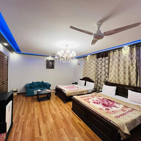 Holiday In Islamabad Bagian luar foto
